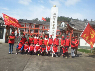 职高志愿服务队.jpg